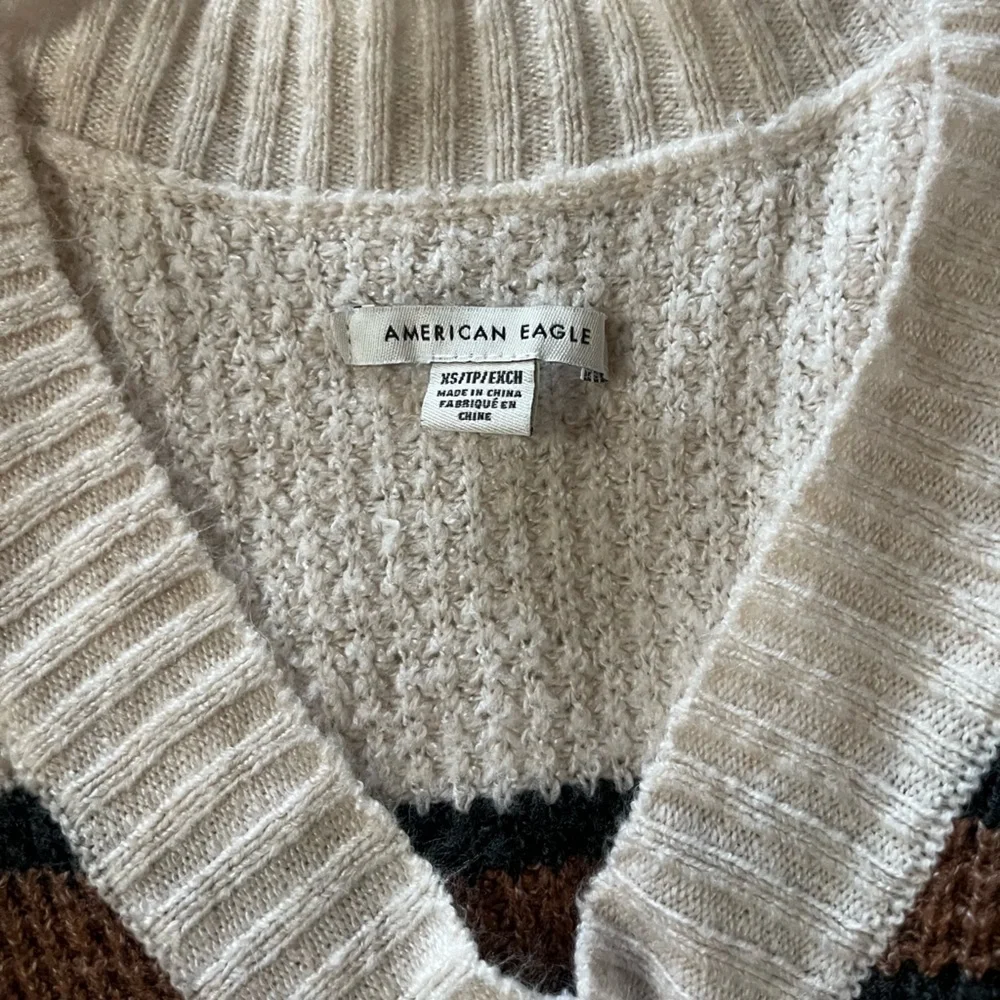 American Eagle Outfitters | Oversized Striped V-Neck Sweater - Picture 4 of 5